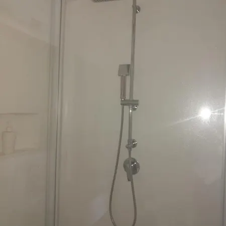 A Due Passi Dal Porto Apartment *