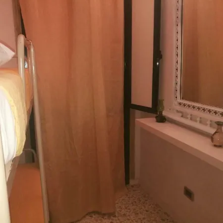 A Due Passi Dal Porto Apartment *